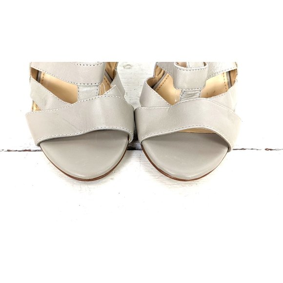 Boutique 9 taupe metal studded strappy leather high heel open toe sandals 7 M - Picture 3 of 6